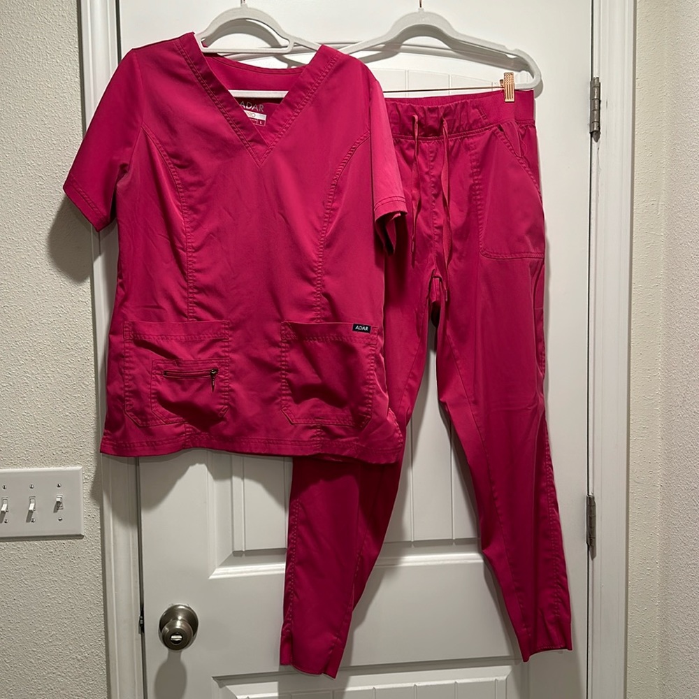 Women's Adar Scrub set
